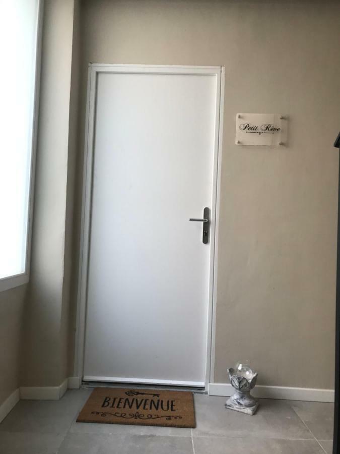 Petit Rêve Apartamento LʼIsle-sur-la-Sorgue Exterior foto